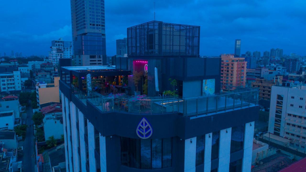 Maradha Colombo Hotel Buitenkant foto
