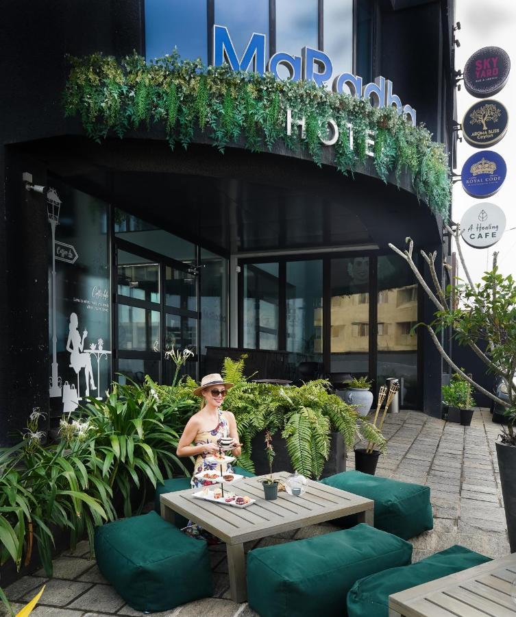 Maradha Colombo Hotel Buitenkant foto