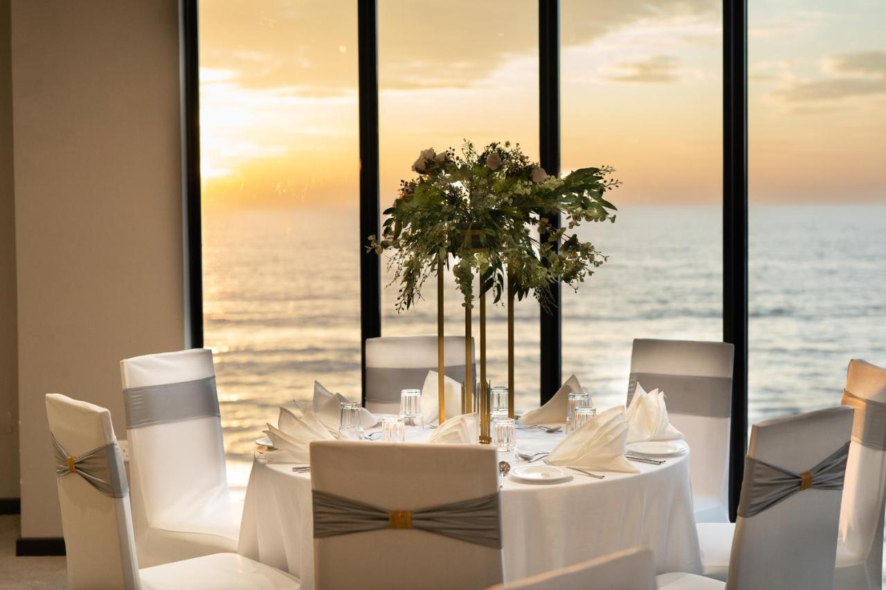 Maradha Colombo Hotel Buitenkant foto