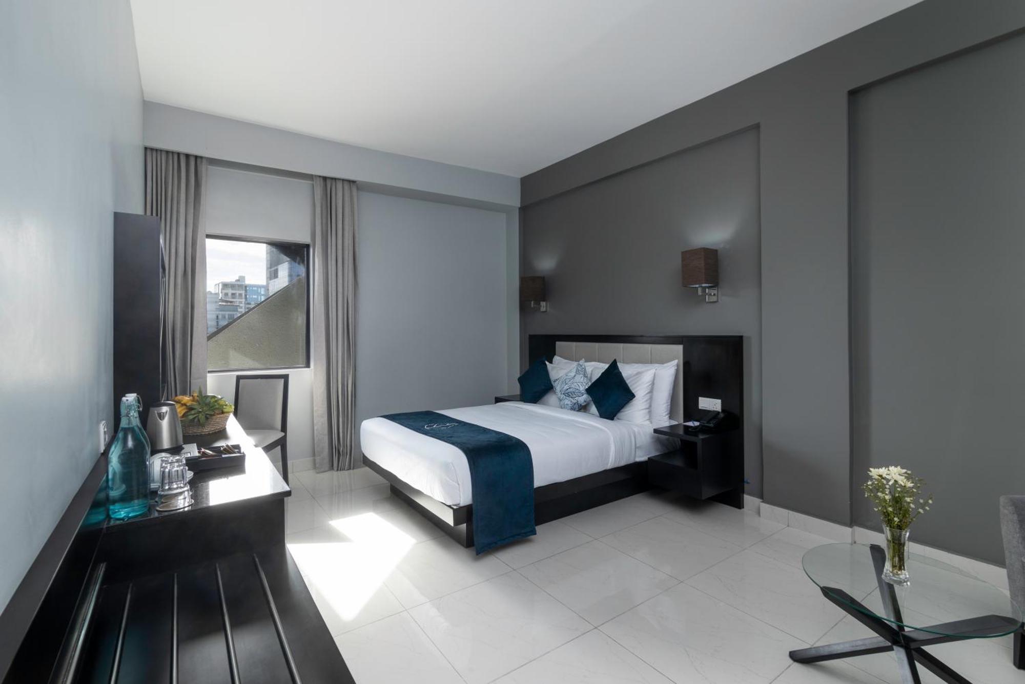 Maradha Colombo Hotel Buitenkant foto